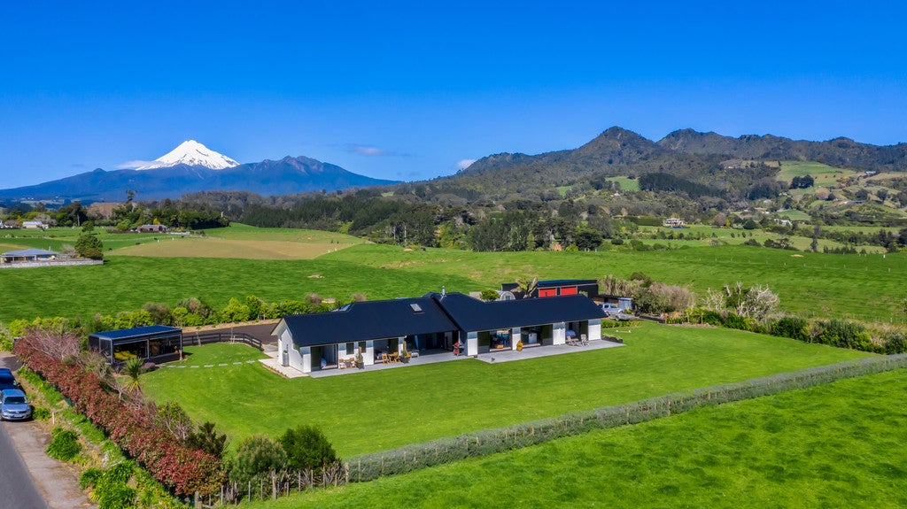 196 Koru Road, Omata, New Plymouth - Carousel 1