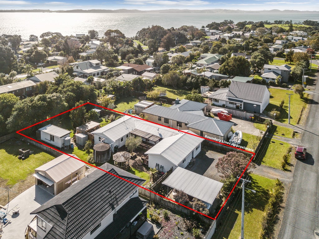 90 Third View Avenue, Beachlands, Auckland - Carousel 2