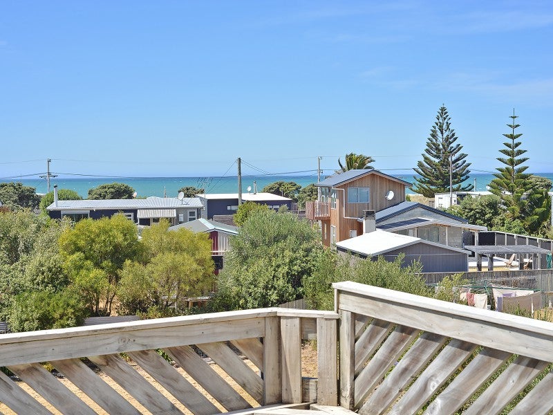 59 Pinedale Crescent, Riversdale Beach - Carousel 19