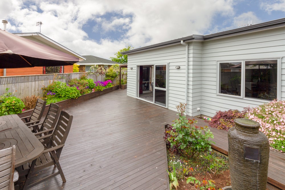 20A Ilford PL, Awapuni, Palmerston North - Carousel 2