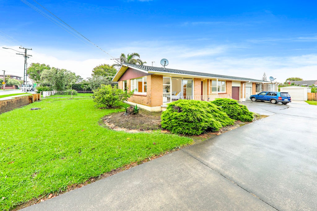 1/199 Bucklands Beach Road, Bucklands Beach, Auckland - Carousel 1
