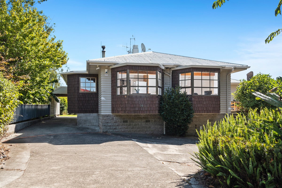 239 Waihi Road, Judea, Tauranga - Carousel 1