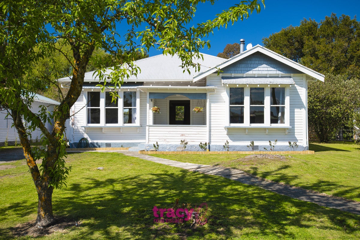 38 Lyndhurst Street, Awapuni, Gisborne - Carousel 1