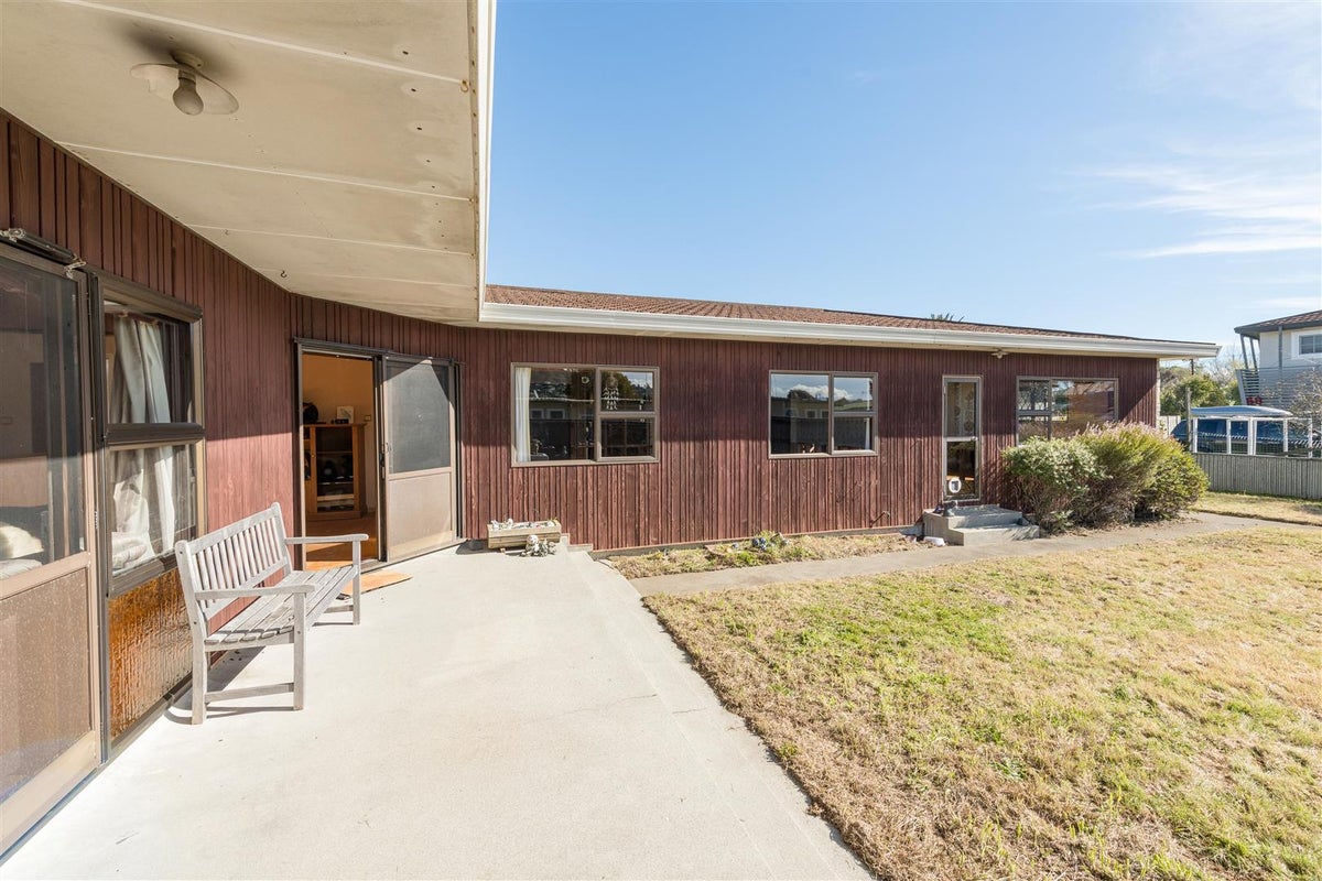 86A Golf Road, Tahunanui, Nelson - Carousel 2