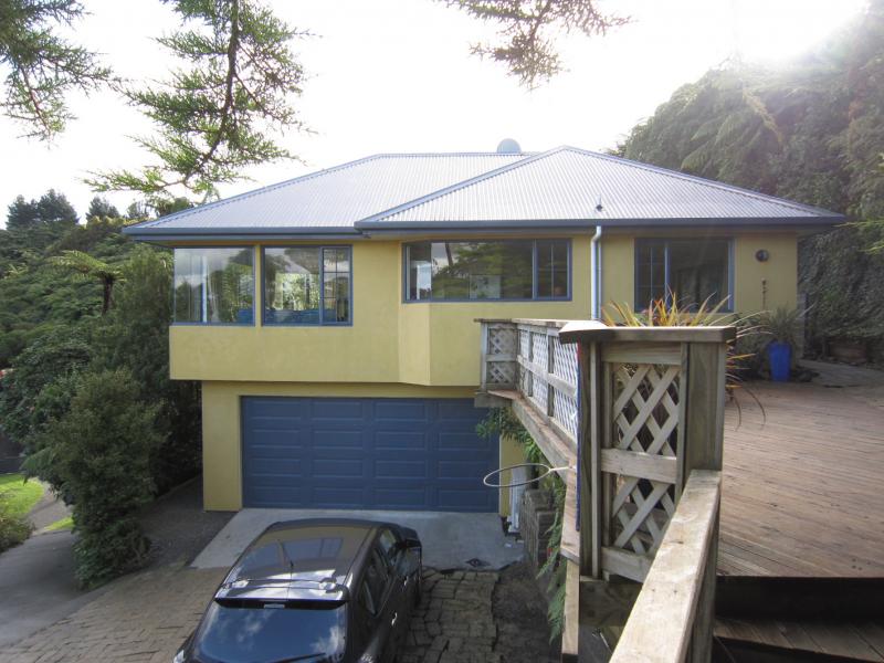69 Viewmont Drive, Harbour View, Lower Hutt - Carousel 2