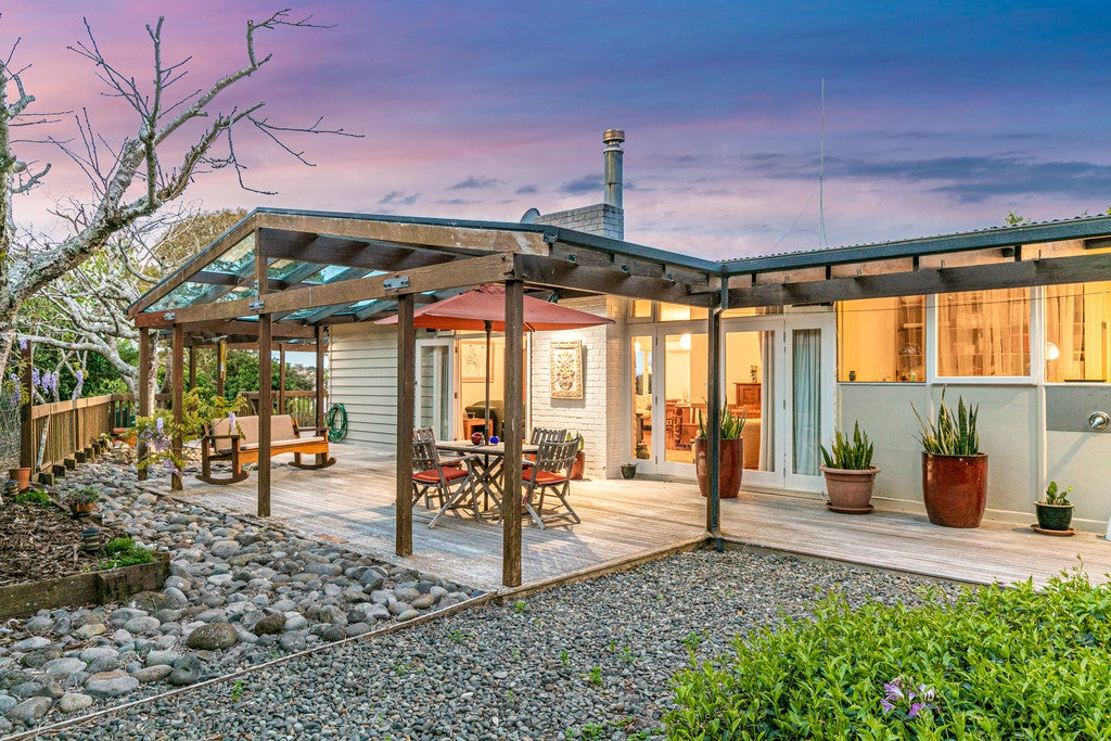 7 Thornhill Place, Glendowie, Auckland - Carousel 1