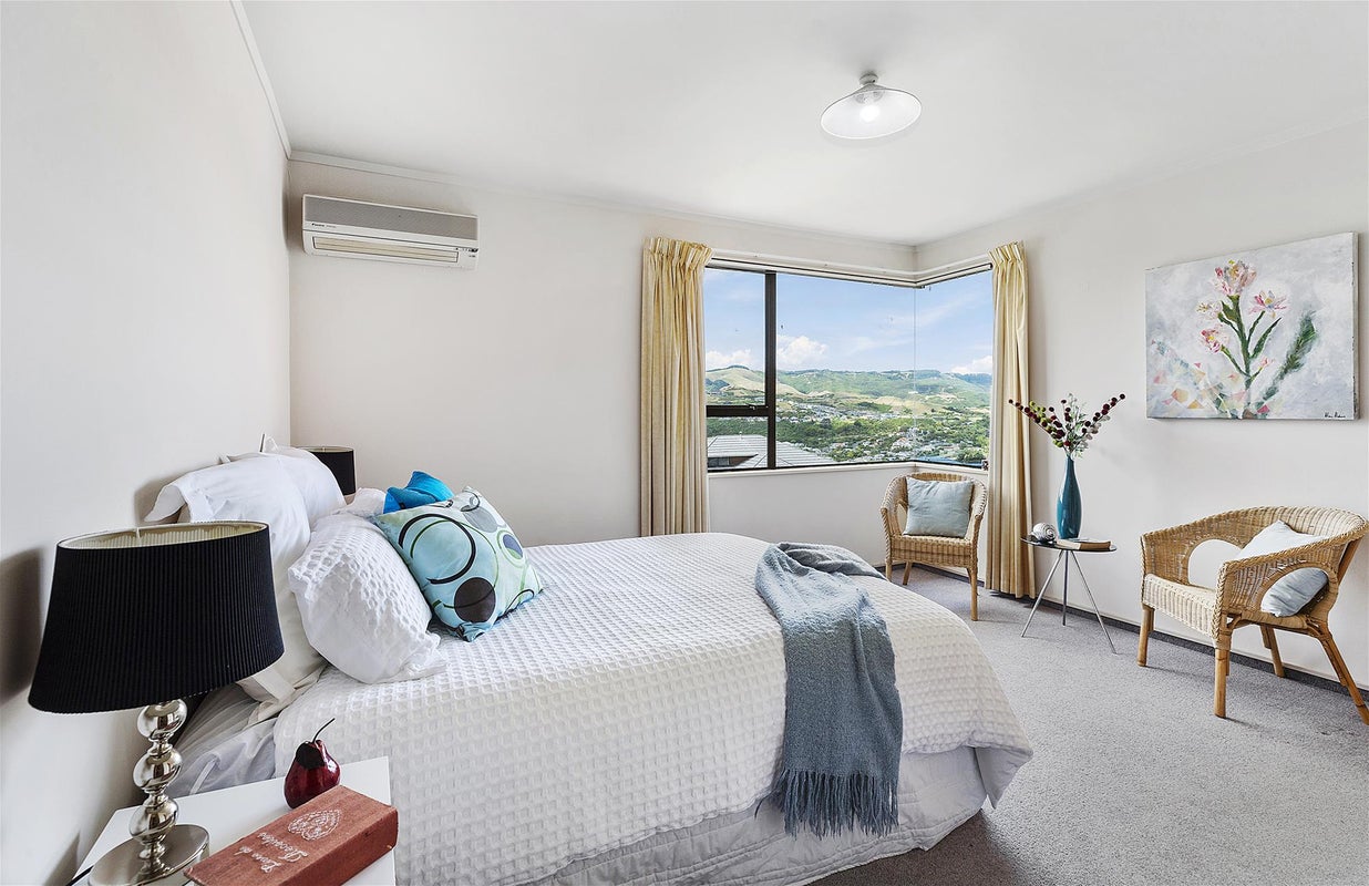 18 Ordley Grove, Tawa, Wellington - Carousel 26