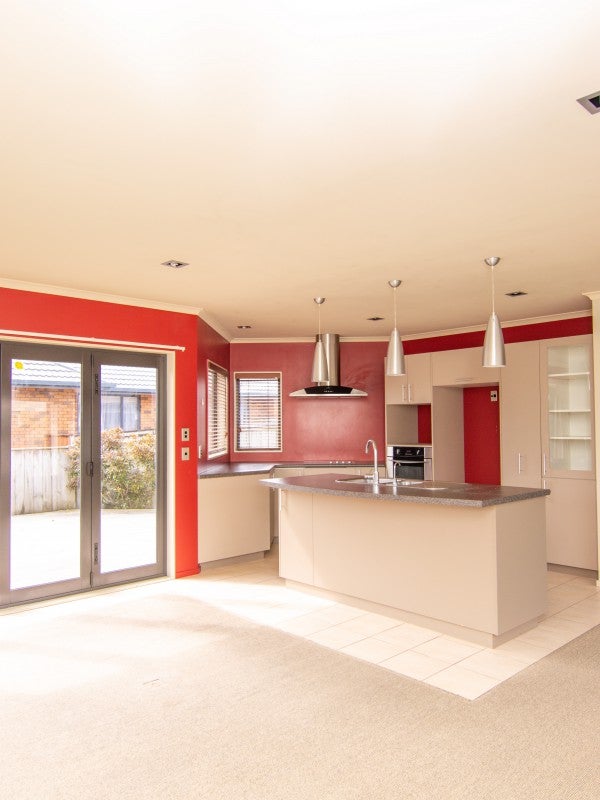 4 Johnstone Drive, Fitzherbert, Palmerston North - Carousel 2