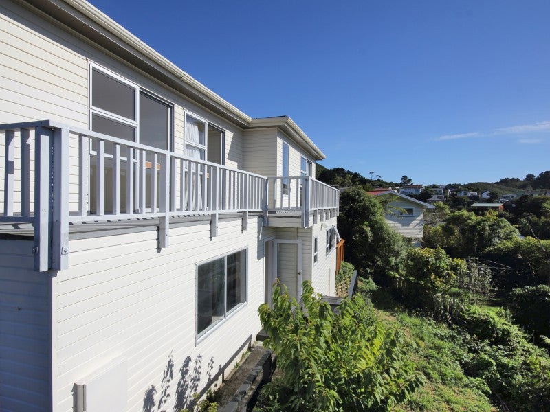 65 Thurleigh Grove, Karori, Wellington - Carousel 2