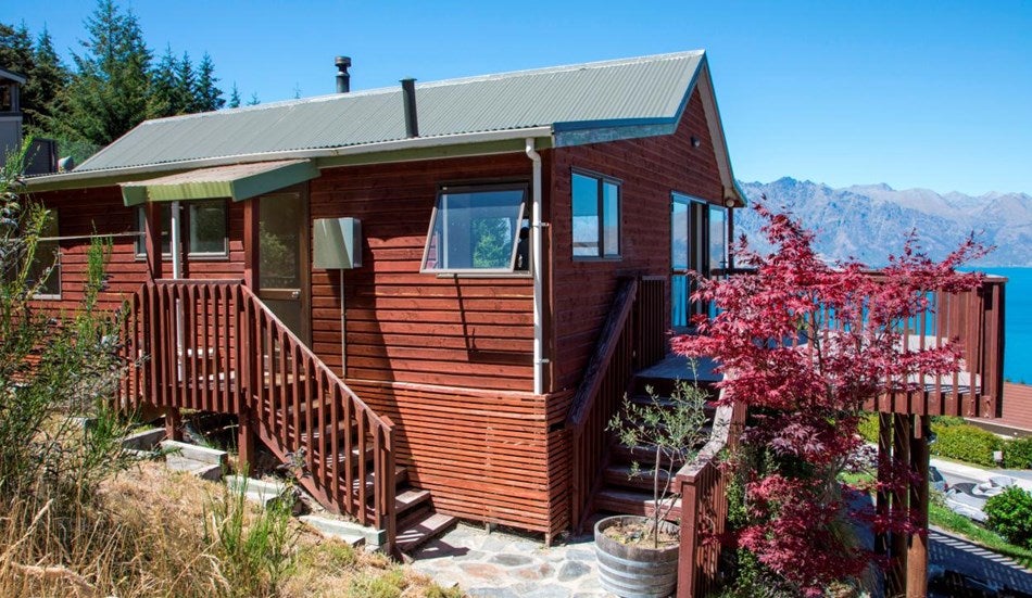 101A Wynyard Crescent, Fernhill, Queenstown - Carousel 1