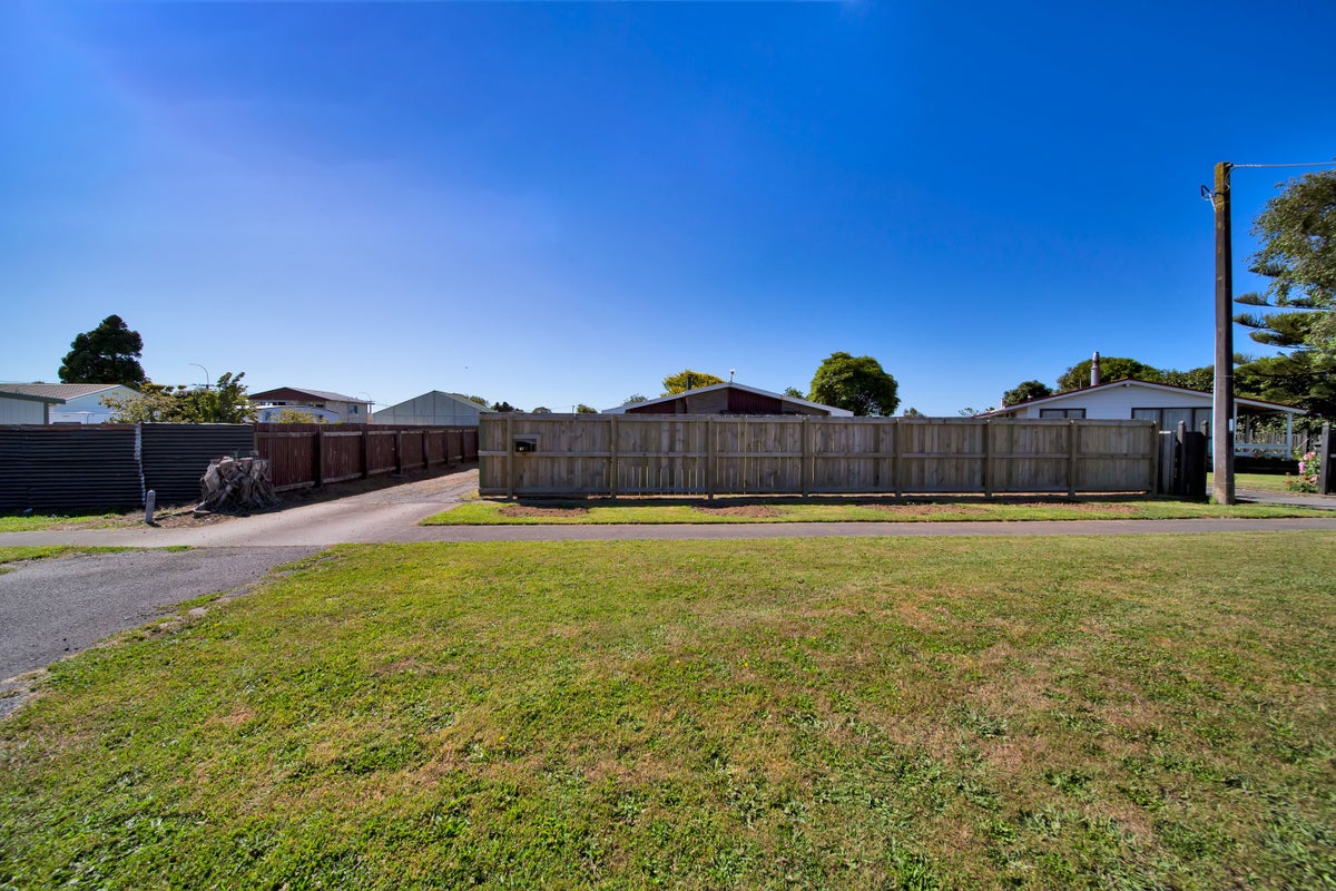 27 Gore Street, Normanby, Hawera - Carousel 2