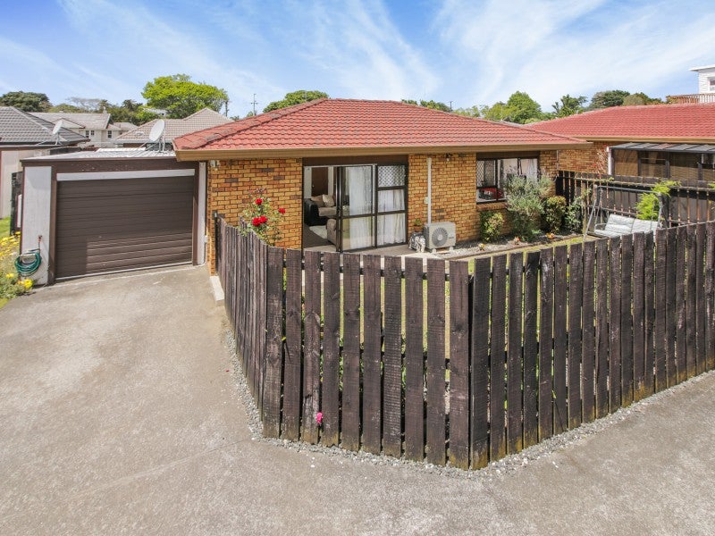 3/10 Wellington Street, Papakura, Auckland - Carousel 1