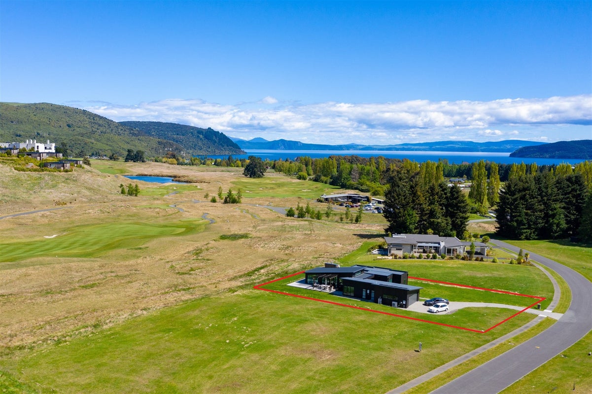 6 The Fairways, Kinloch, Taupo - Carousel 11