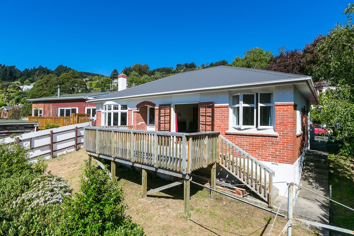 10 Bouverie Street, North East Valley, Dunedin - Carousel 1