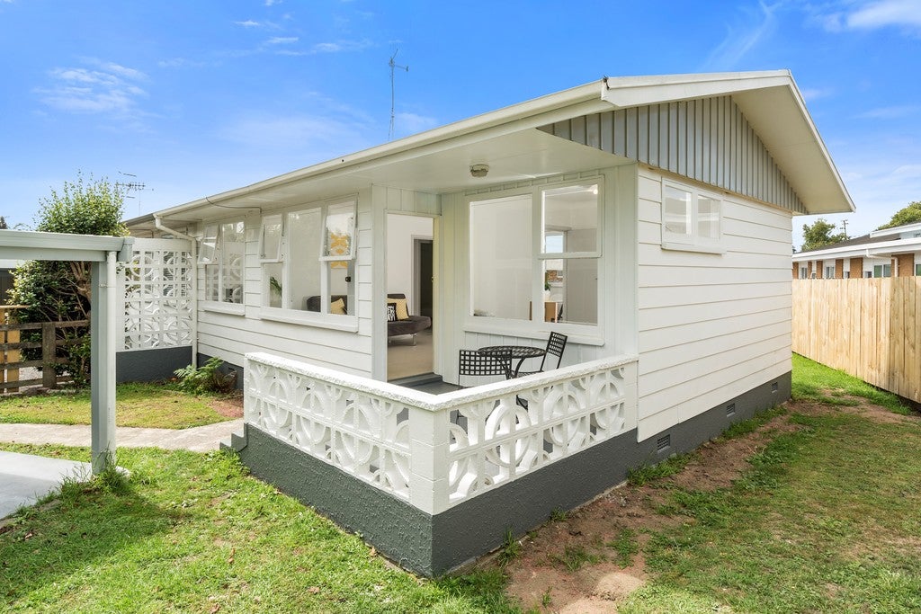 1/71 Emmett Street, Greerton, Tauranga - Carousel 1