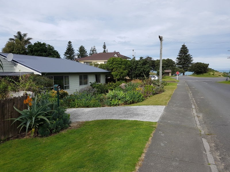 1 Lysnar Street, Okitu, Gisborne - Carousel 2