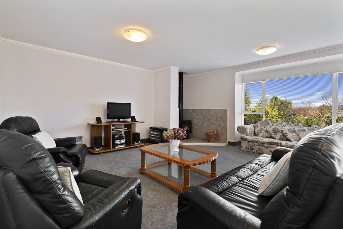 5 Hampstead Place, Richmond Heights, Taupo - Carousel 2