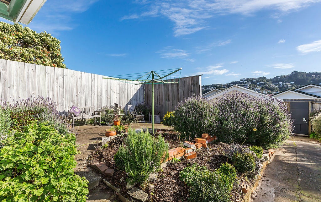 10 Mamari Street, Rongotai, Wellington - Carousel 2