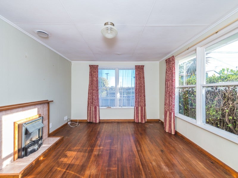 8 Hadfield Crescent, College Estate, Whanganui - Carousel 2