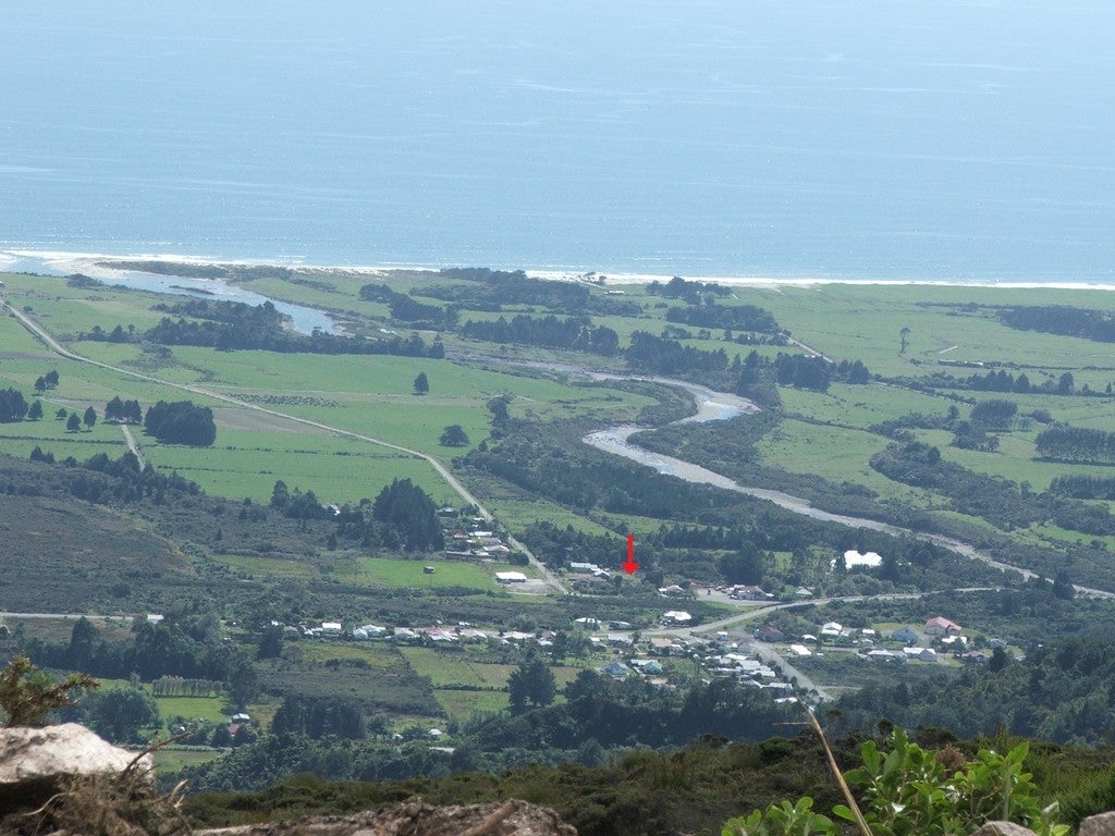 7 Sunderland Street, Waimangaroa, Westport - Carousel 1