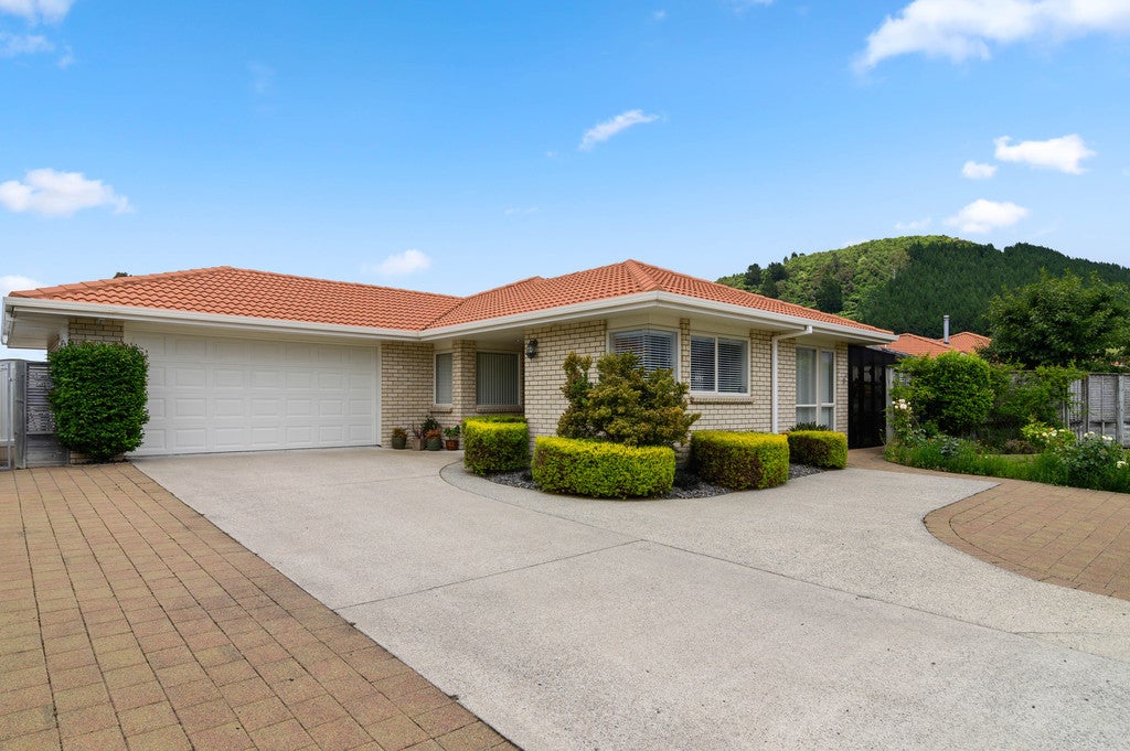 27 Kauae Place, Ngongotaha, Rotorua - Carousel 1