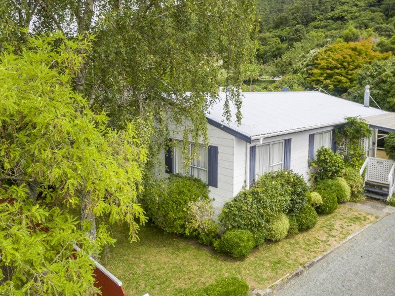 35 Hartford Crescent, Totara Park, Upper Hutt - Carousel 20