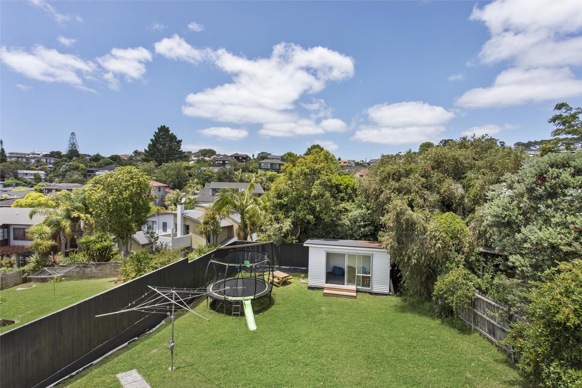 44 Matipo Road, Mairangi Bay, Auckland - Carousel 2