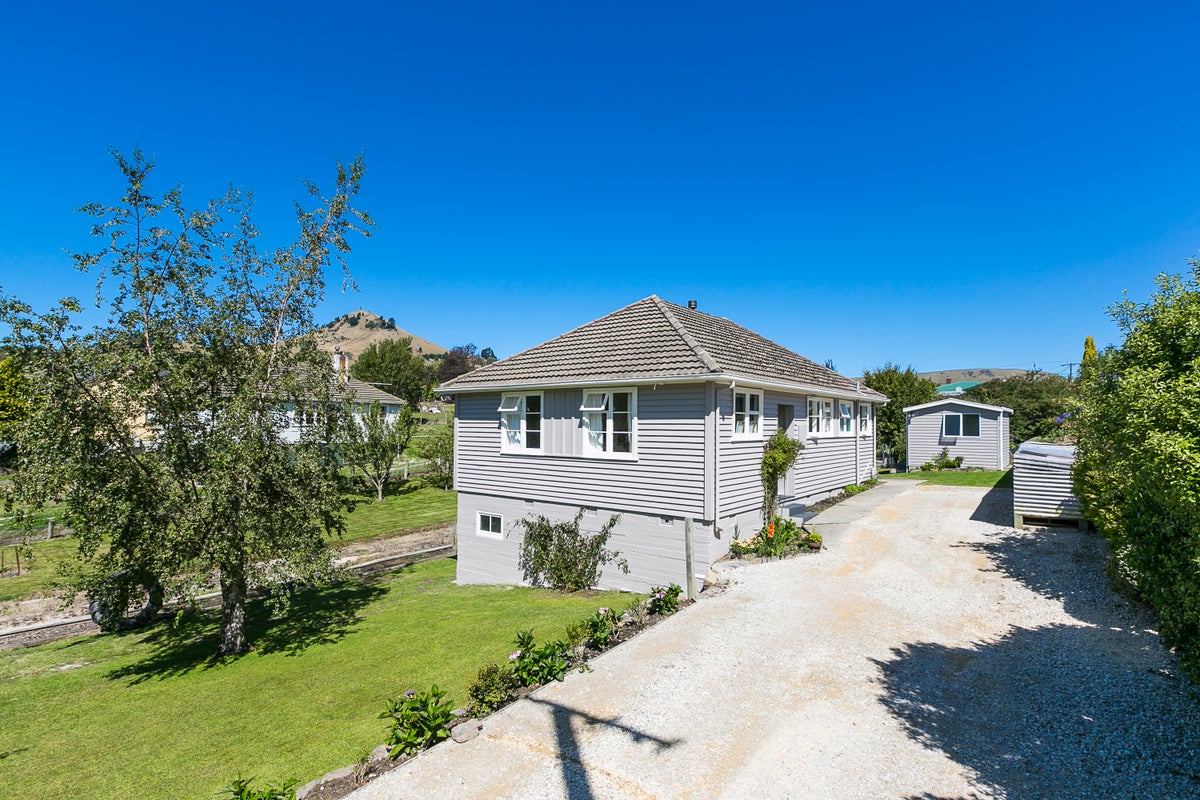 6 Auskerry Street, Palmerston - Carousel 1