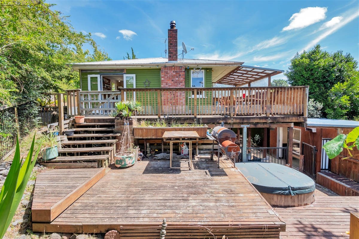 102 Sunnyside Road, Sunnyvale, Auckland - Carousel 2