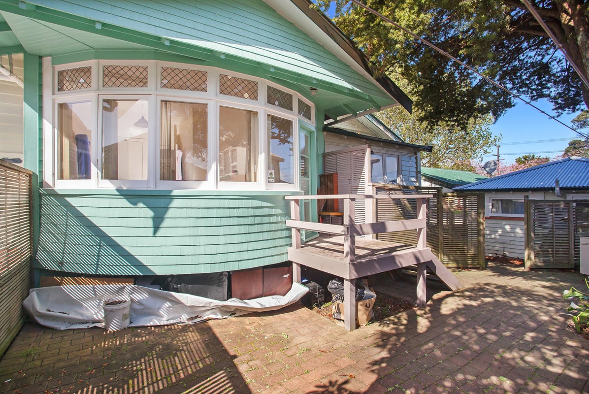 3/38 Tawa Road, Onehunga, Auckland - Carousel 1