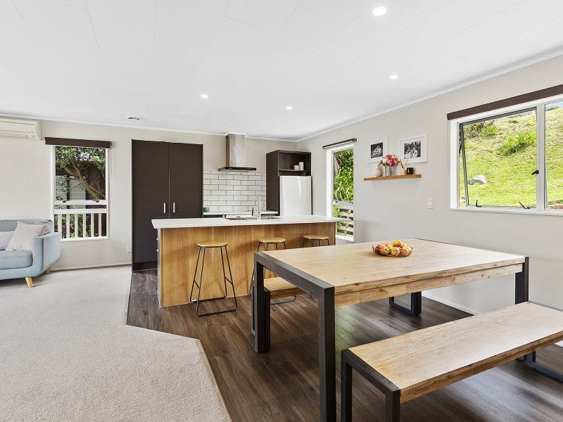 17 The Sounding, Whitby, Porirua - Carousel 25