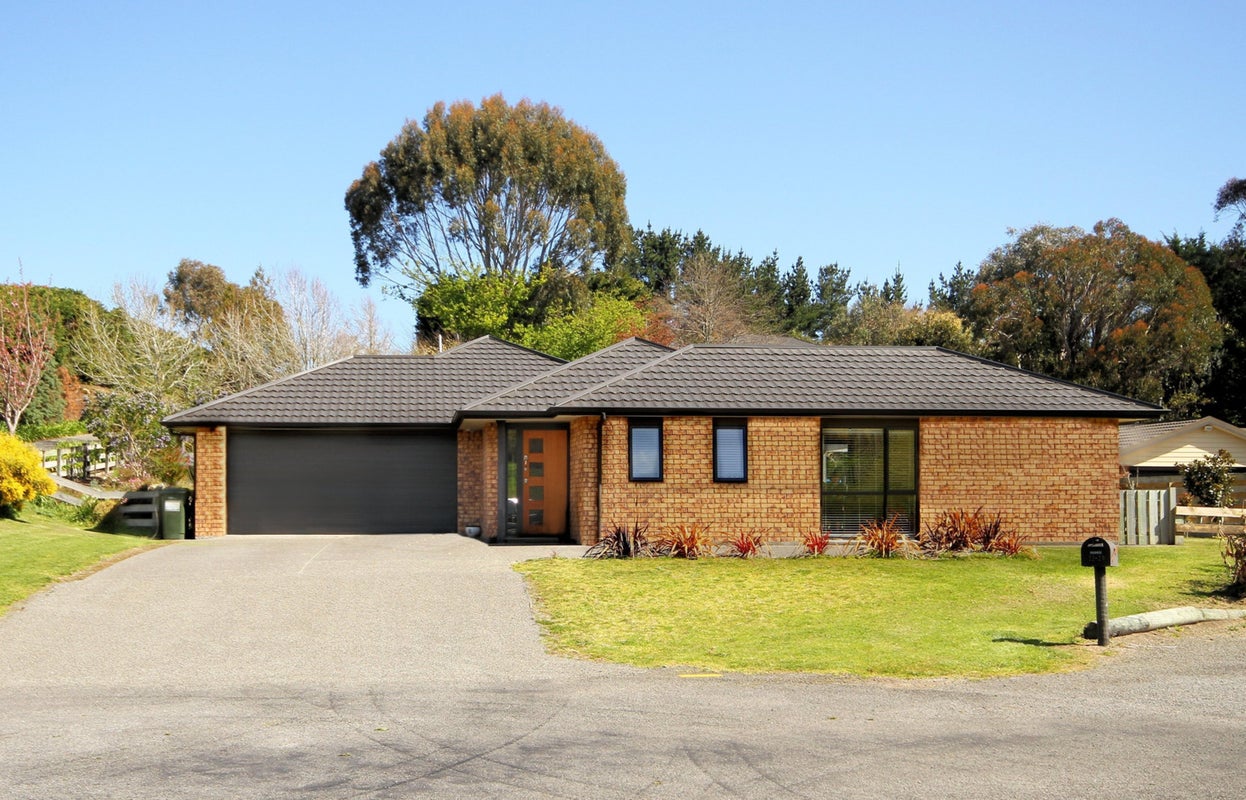 25 Dickens Lane, Otamatea, Whanganui - Carousel 2
