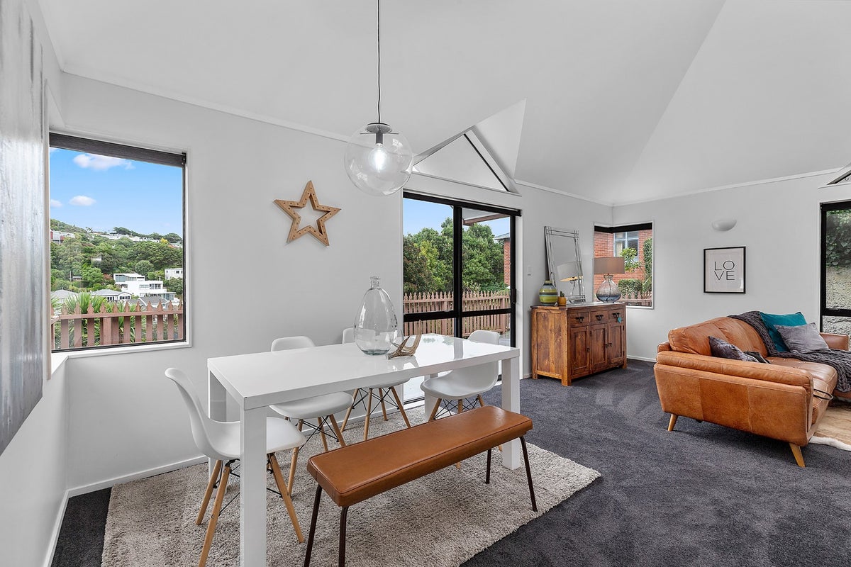 48 Tio Tio Road, Miramar, Wellington - Carousel 1