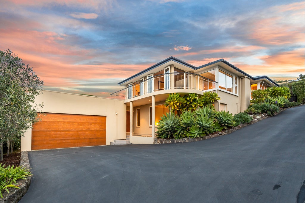 44 Marama Crescent, Mount Pleasant, Christchurch - Carousel 1