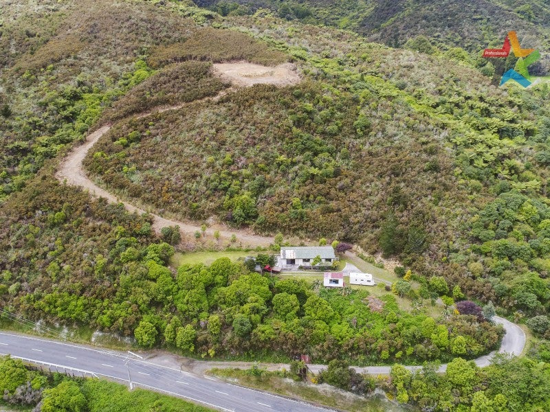 199 Coast Road, Wainuiomata, Lower Hutt - Carousel 1