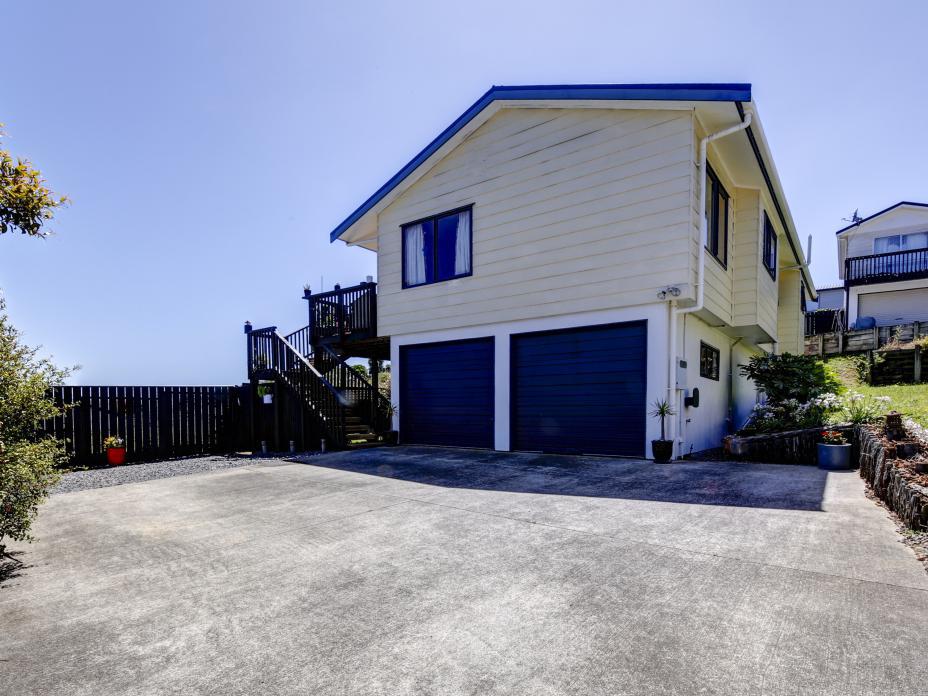 33A Rose Street, Ranui, Porirua - Carousel 1