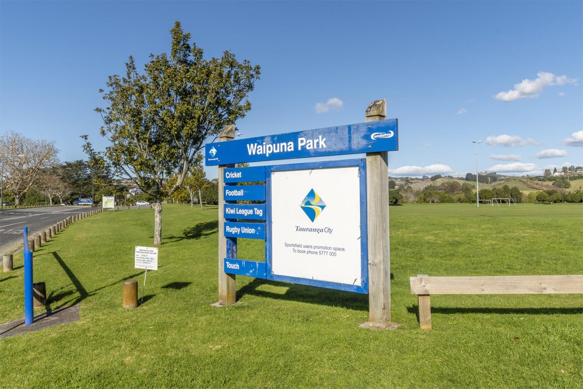 56 Kaitemako Road, Welcome Bay, Tauranga - Carousel 14