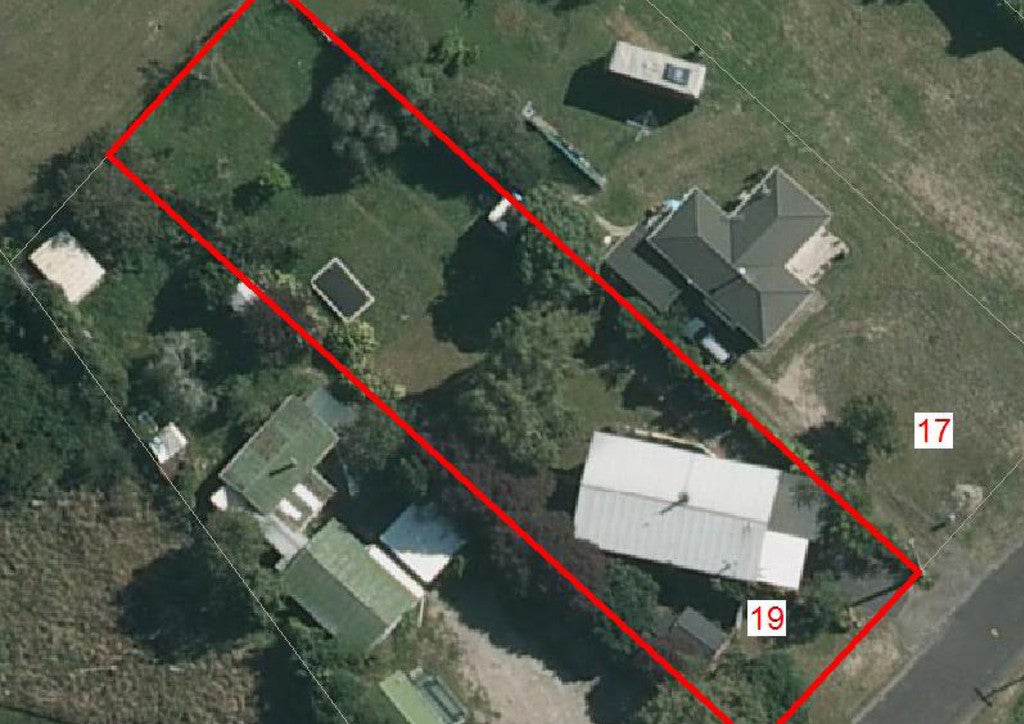 19 Middleton Road, Hannahs Bay, Rotorua - Carousel 2