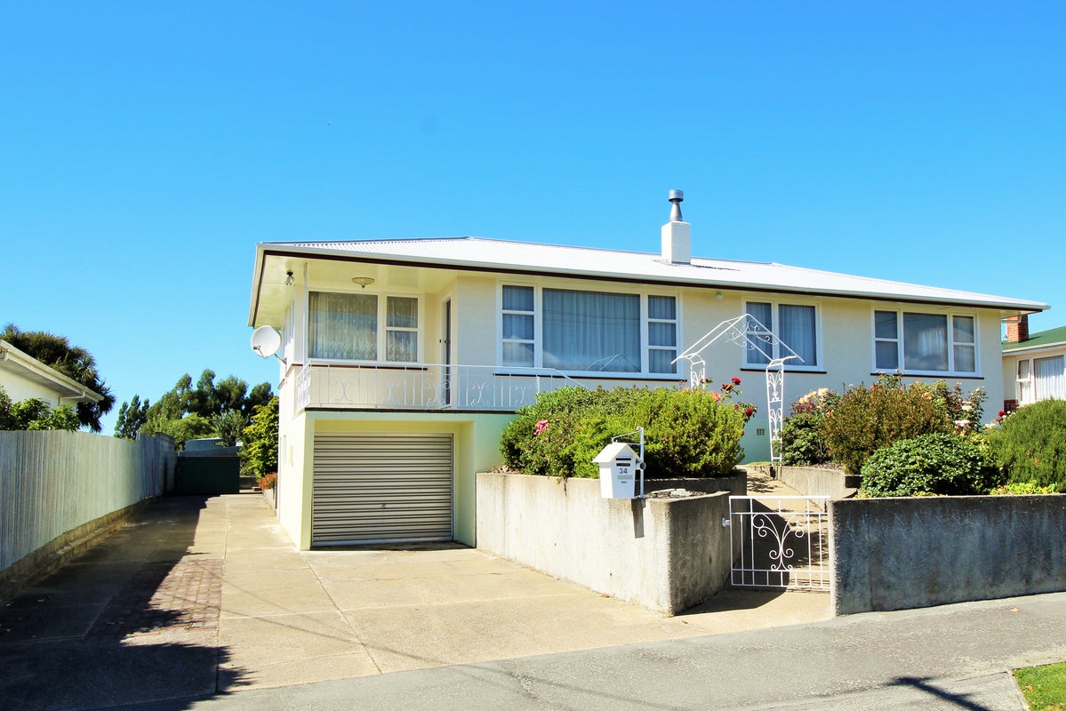 34 Arthur Street, Holmes Hill, Oamaru - Carousel 1