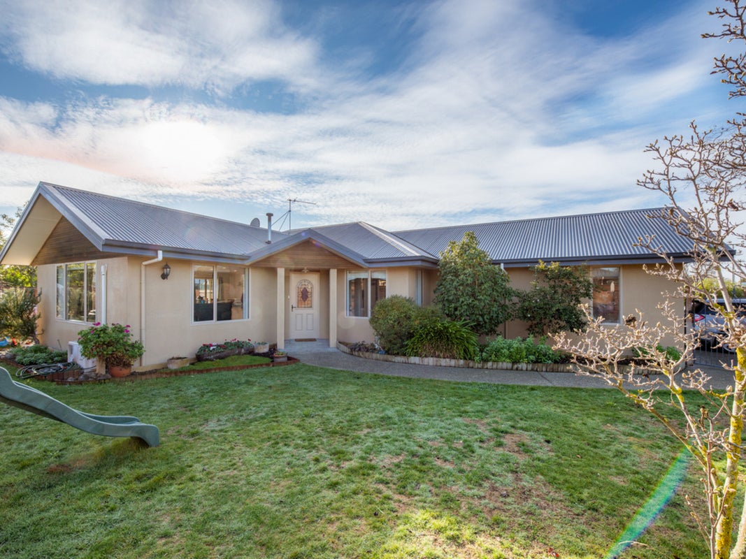 8 New Renwick Road, Redwoodtown, Blenheim - Carousel 1