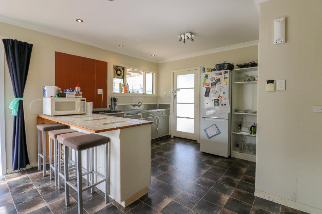 24 Winchester Street, Awapuni, Palmerston North - Carousel 2
