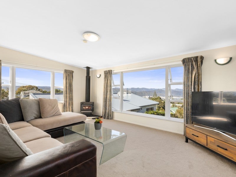 206B Miromiro Road, Normandale, Lower Hutt - Carousel 2