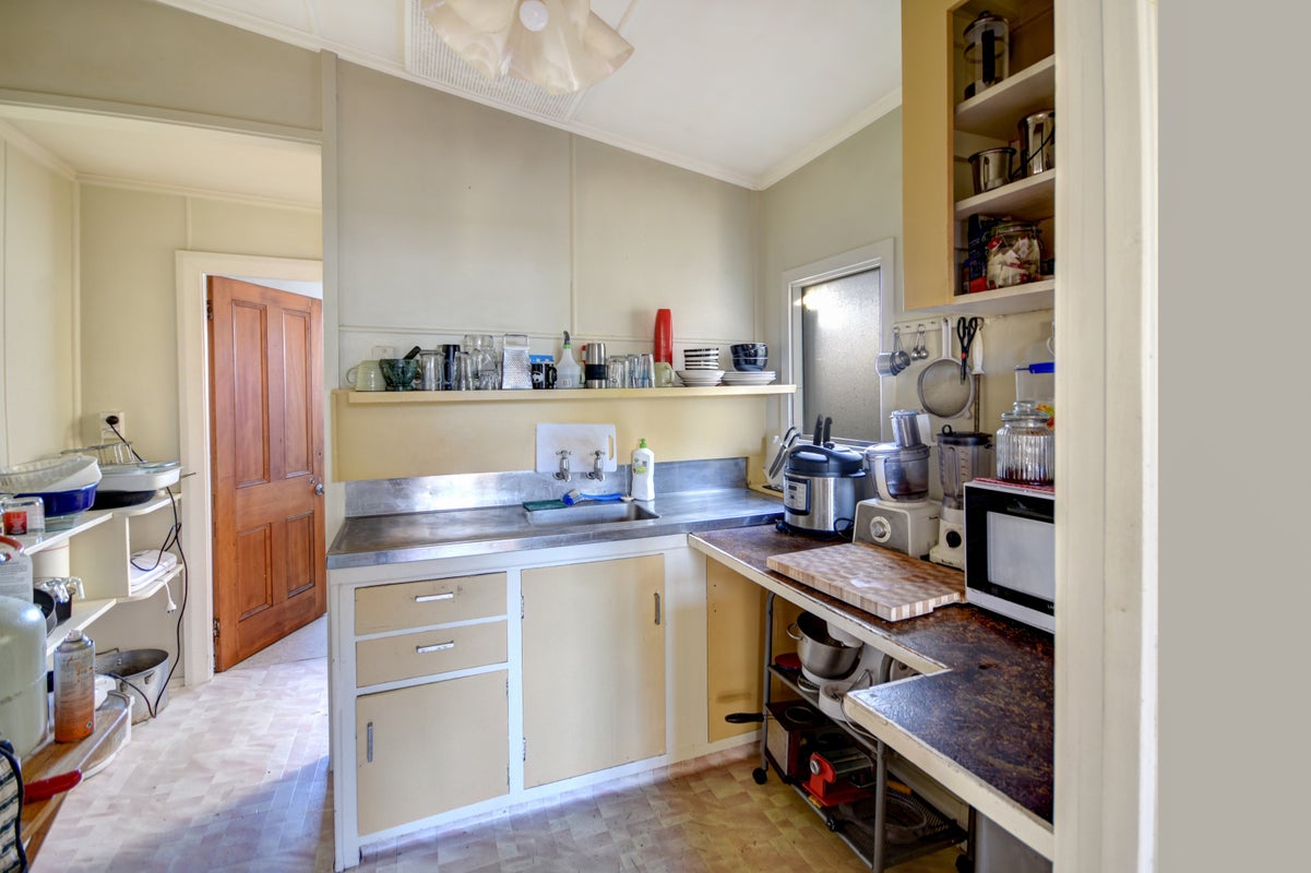 154 Taieri Road, Kaikorai, Dunedin - Carousel 2