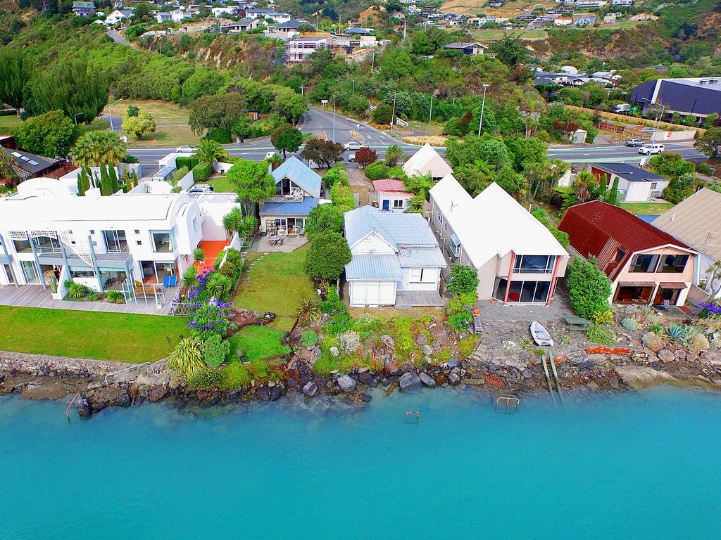 127 Main Road, Redcliffs, Christchurch - Carousel 1