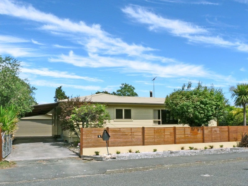 6 Hunt Terrace, Wakefield - Carousel 1