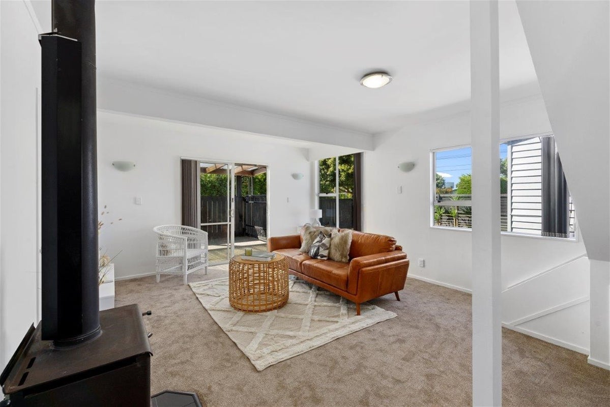 30A Rangihiroa Street, Waikanae Beach, Waikanae - Carousel 2
