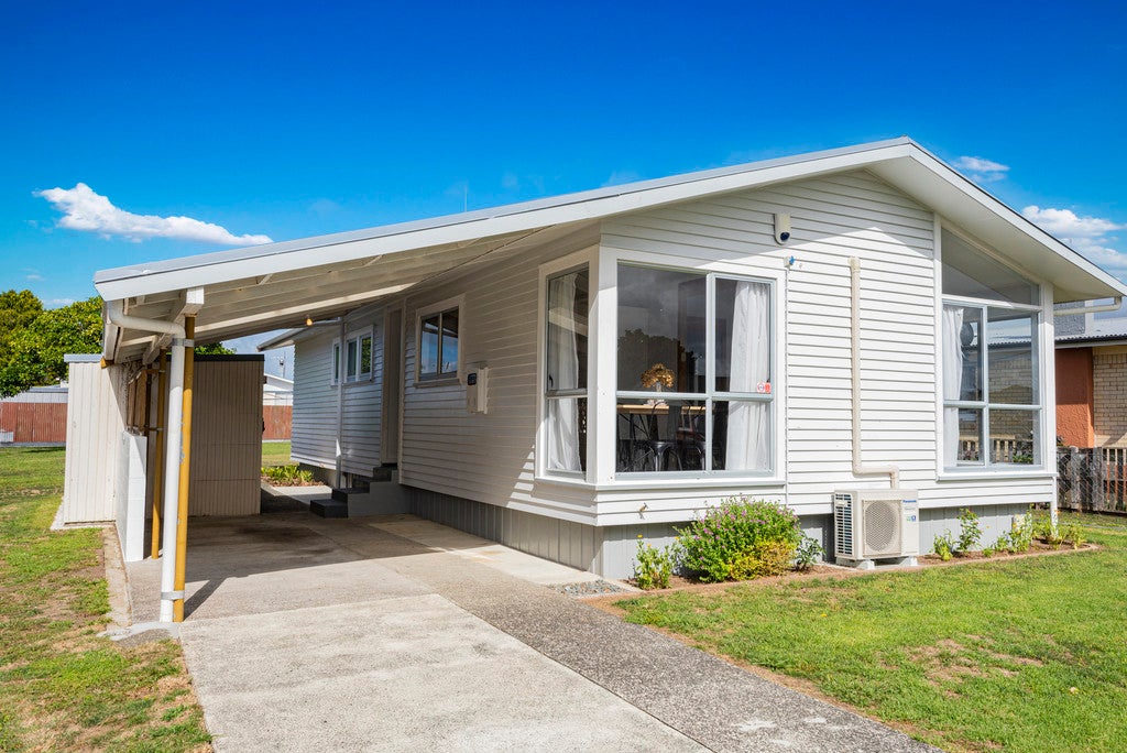18 Meadow Park Crescent, Tikipunga, Whangarei - Carousel 2