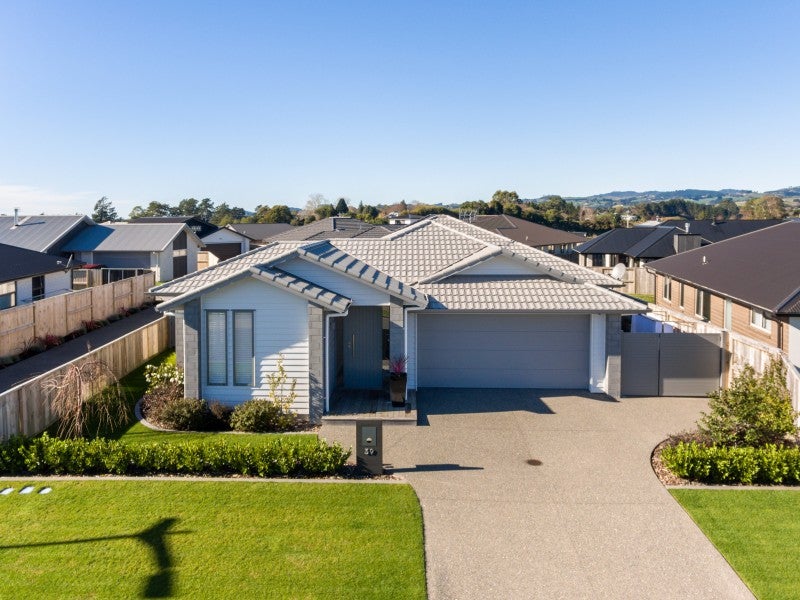 39 Kahuparere Crescent, Pyes Pa, Tauranga - Carousel 15