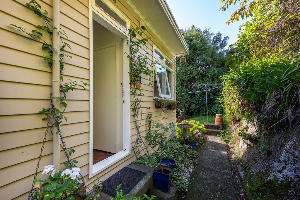 85 Warwick Street, Wilton, Wellington - Carousel 2