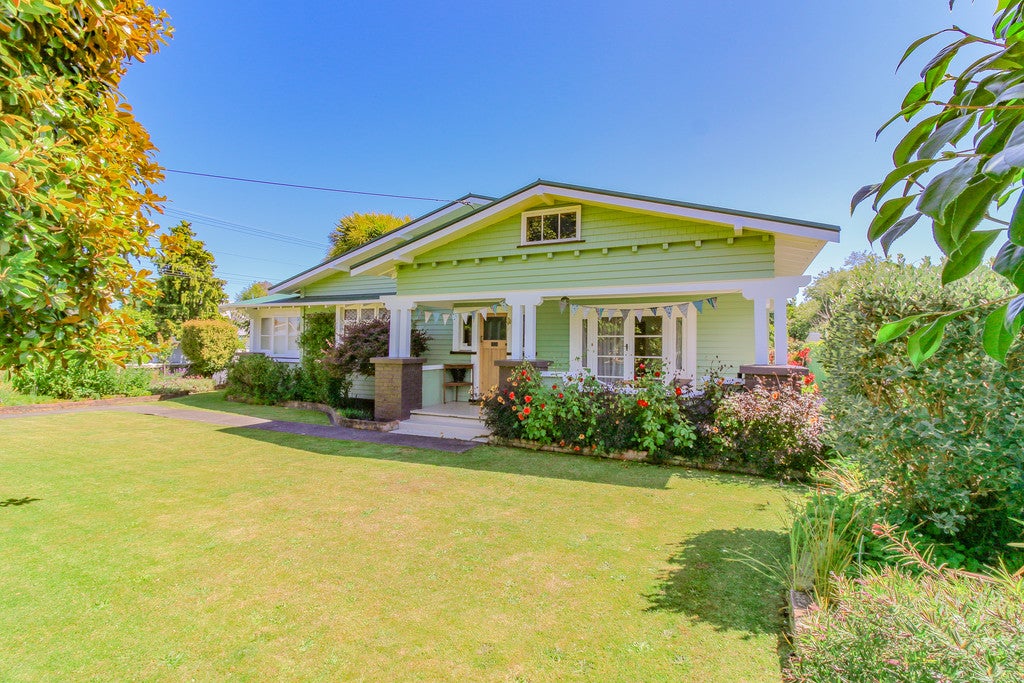 25 Stewart Street, Aramoho, Whanganui - Carousel 1